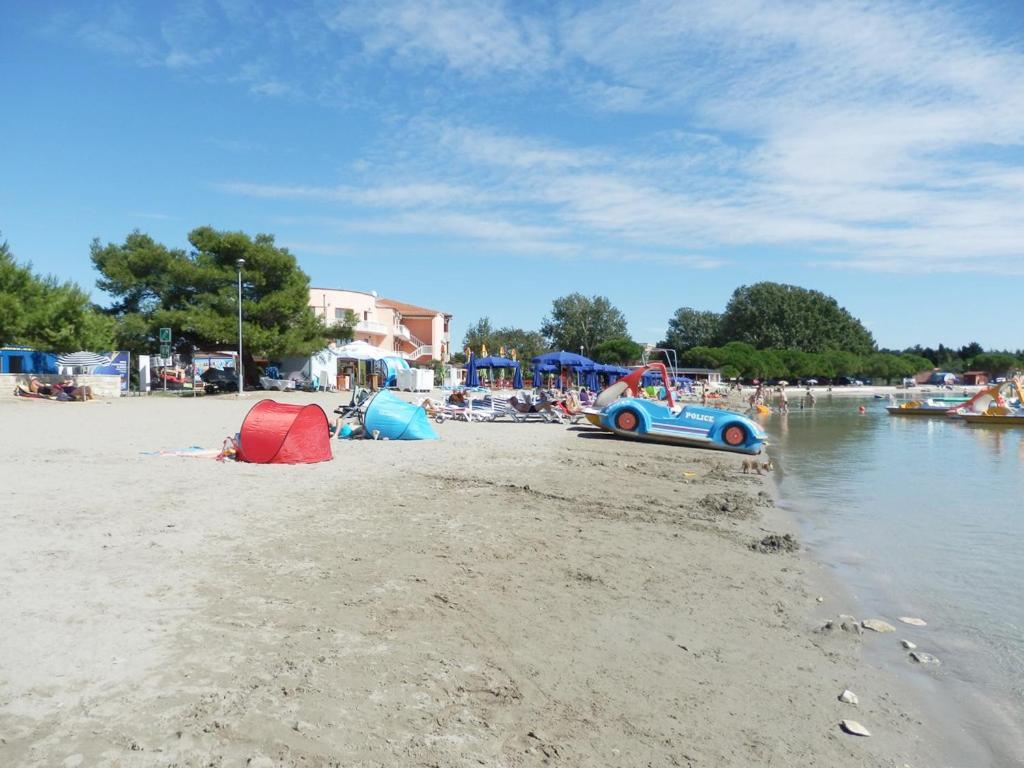Apartments Mark - 10 M From Sea Medulin Luaran gambar